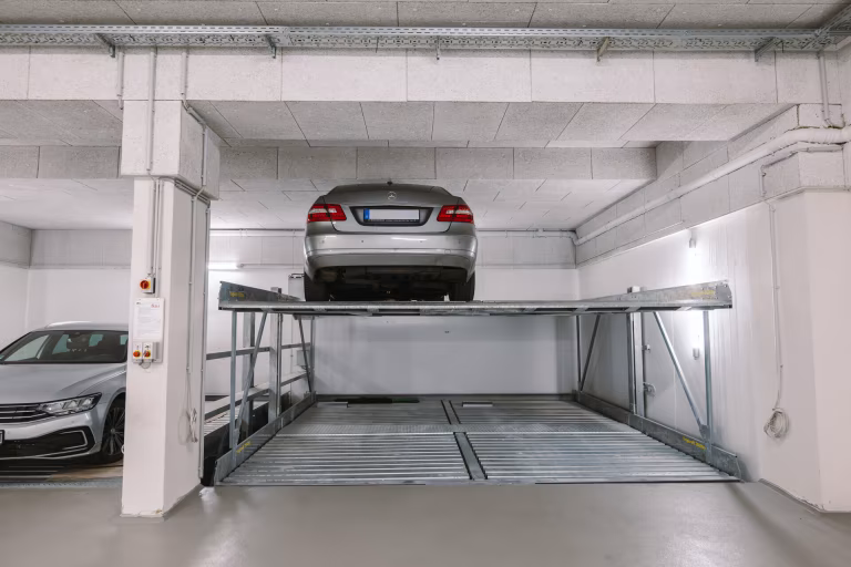 Tiefgaragenstellplatz