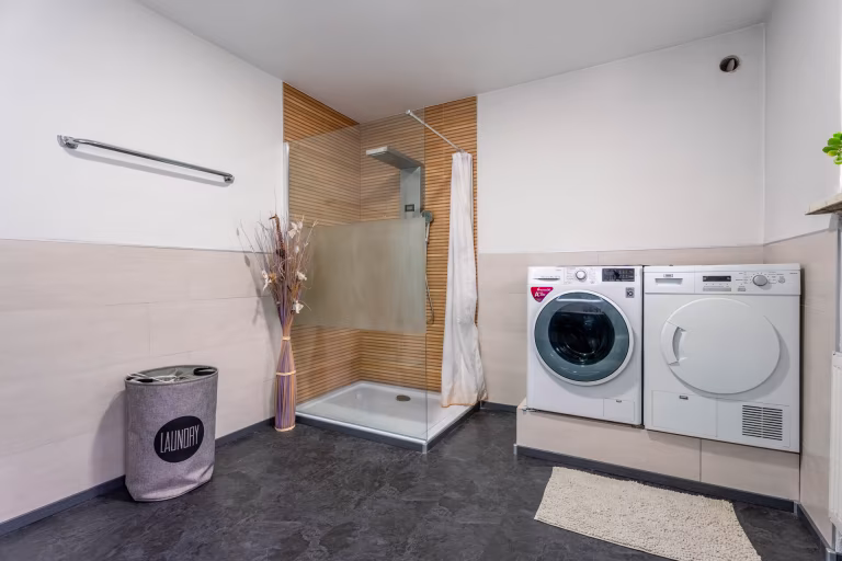 Badezimmer EG