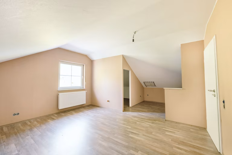 Schlafzimmer 2 DG zweites Wohnhaus