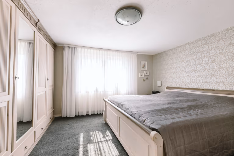 Schlafzimmer 1.OG Haupthaus