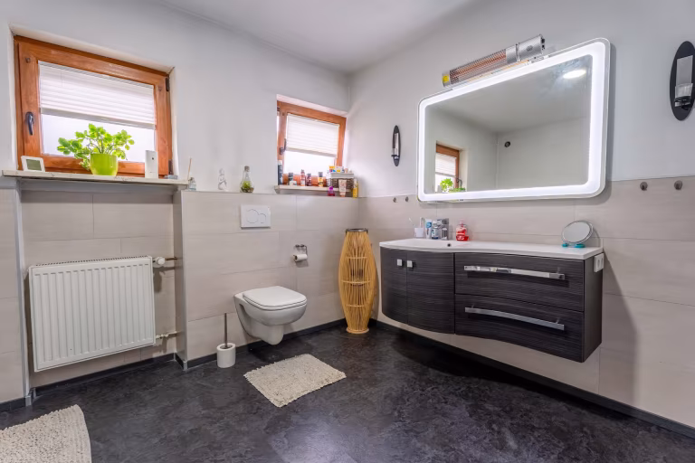 Badezimmer EG