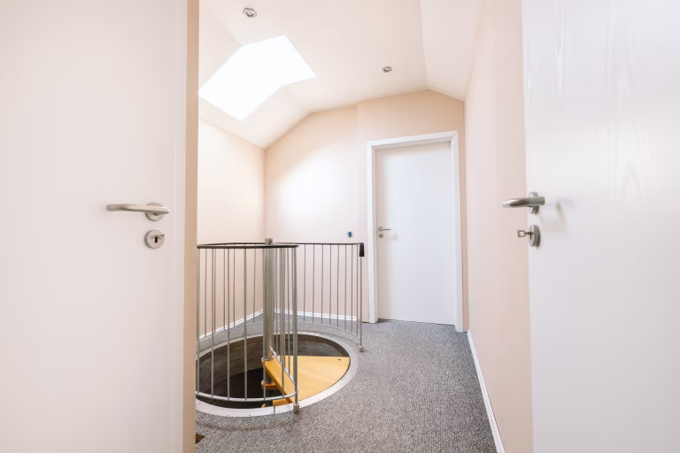 Flur DG zweites Wohnhaus