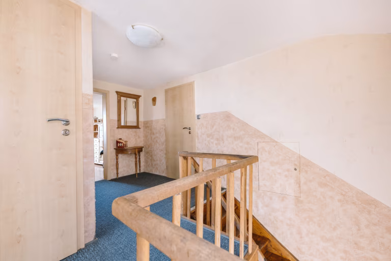 Flur 1. OG Haupthaus